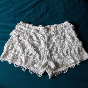 Cute Lacy White Shorts! XL